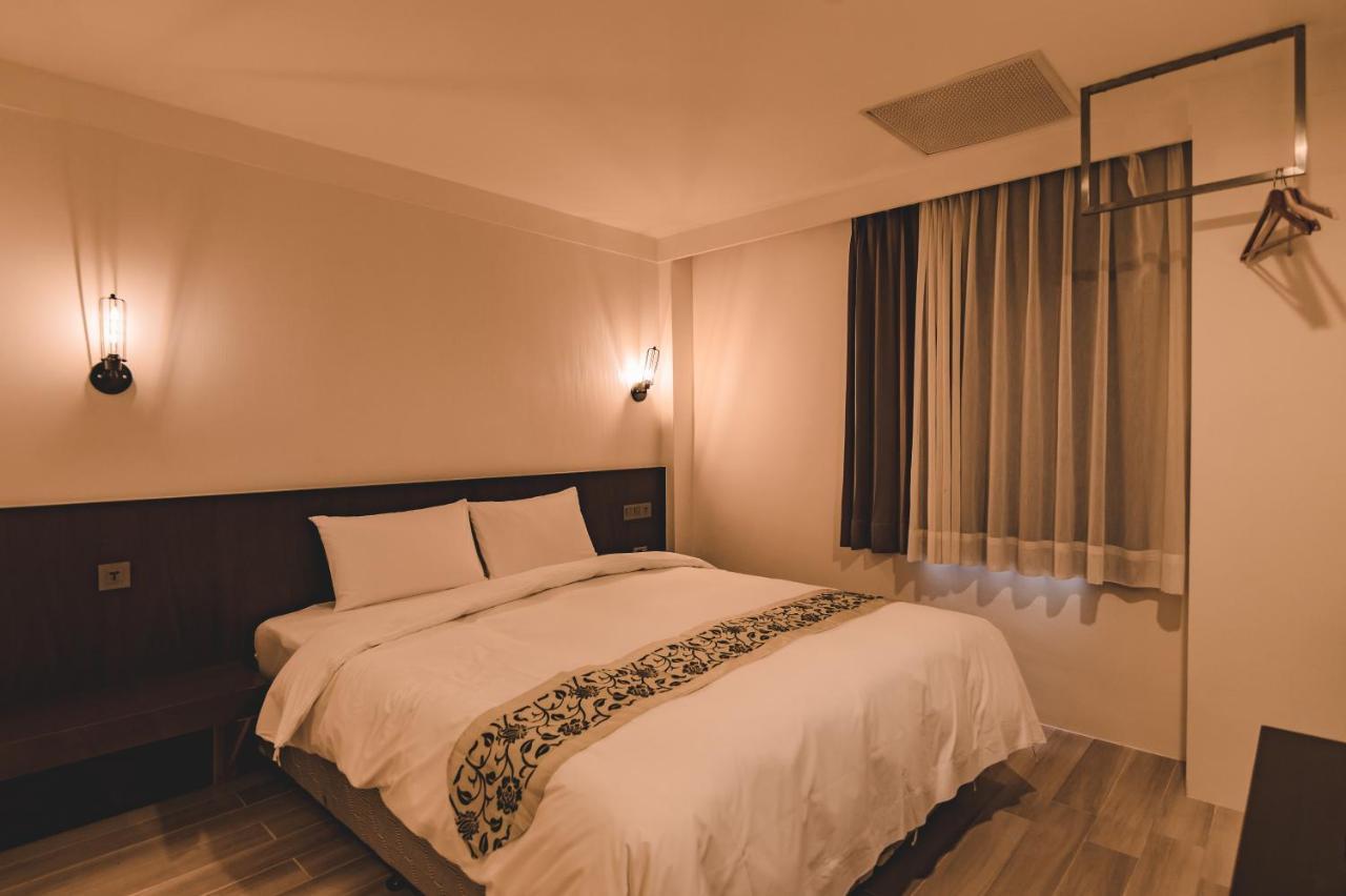 East Town 26 Hotel Hualien Buitenkant foto