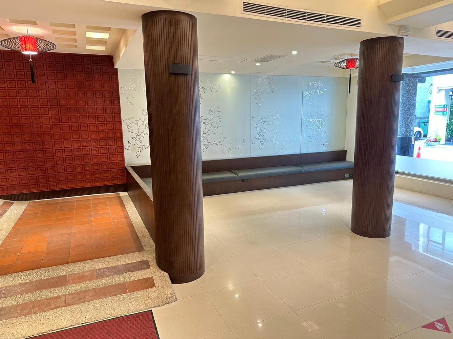 East Town 26 Hotel Hualien Buitenkant foto