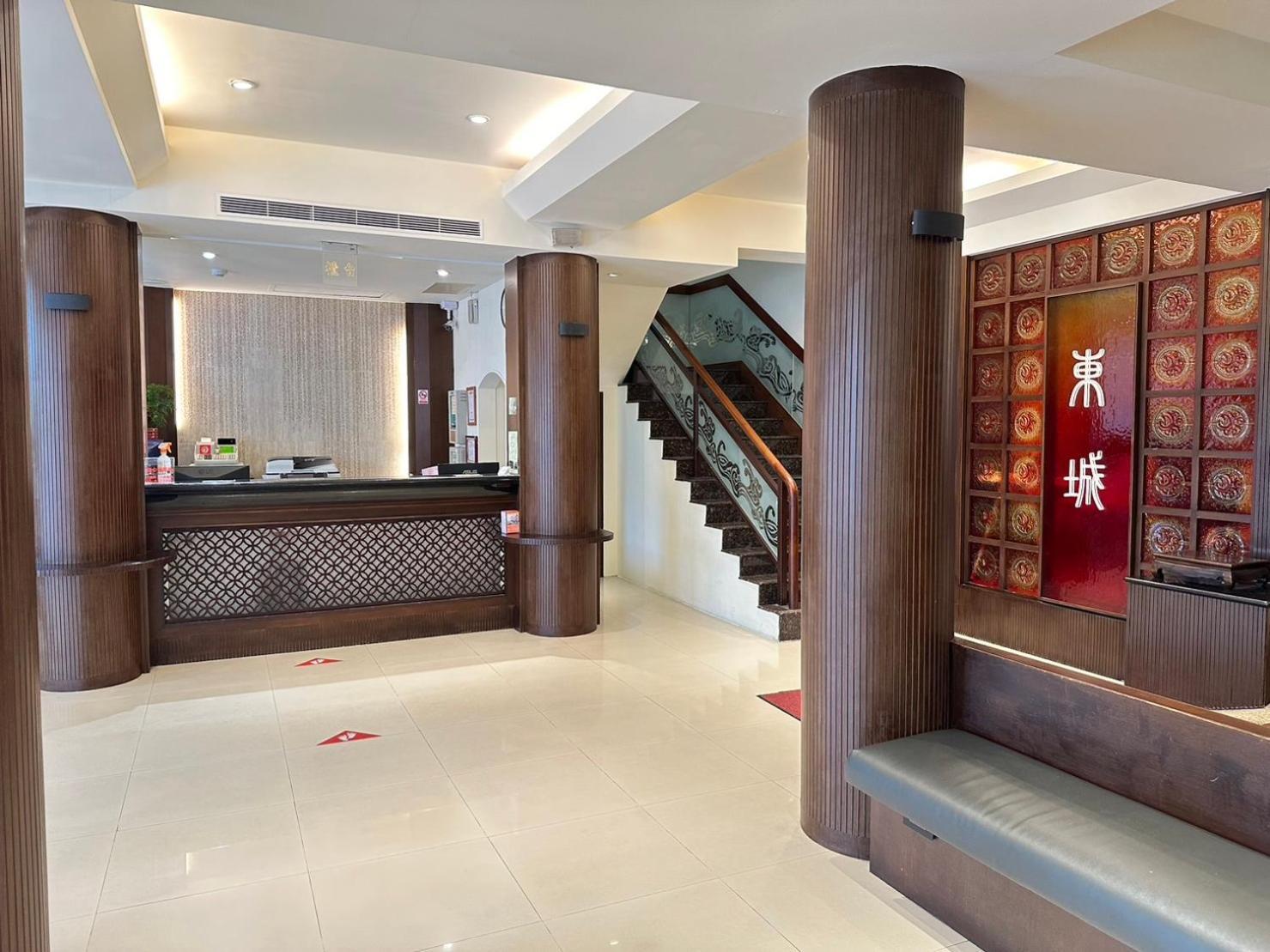 East Town 26 Hotel Hualien Buitenkant foto
