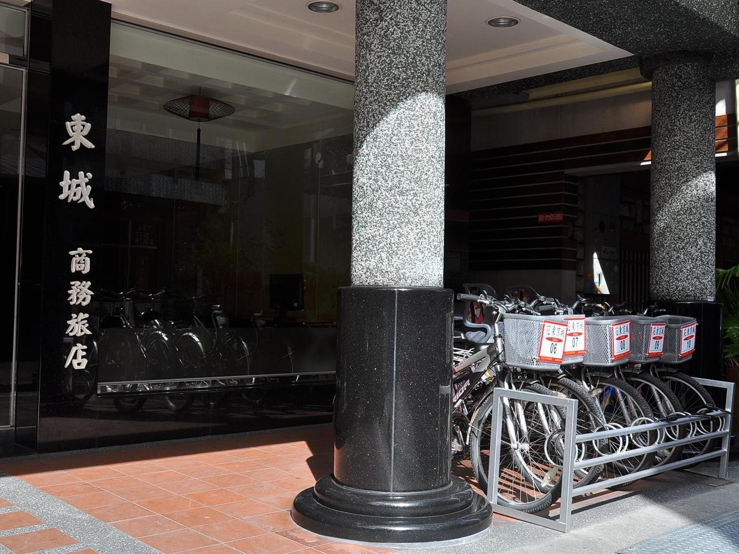 East Town 26 Hotel Hualien Buitenkant foto