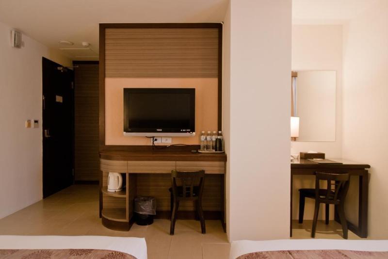 East Town 26 Hotel Hualien Buitenkant foto